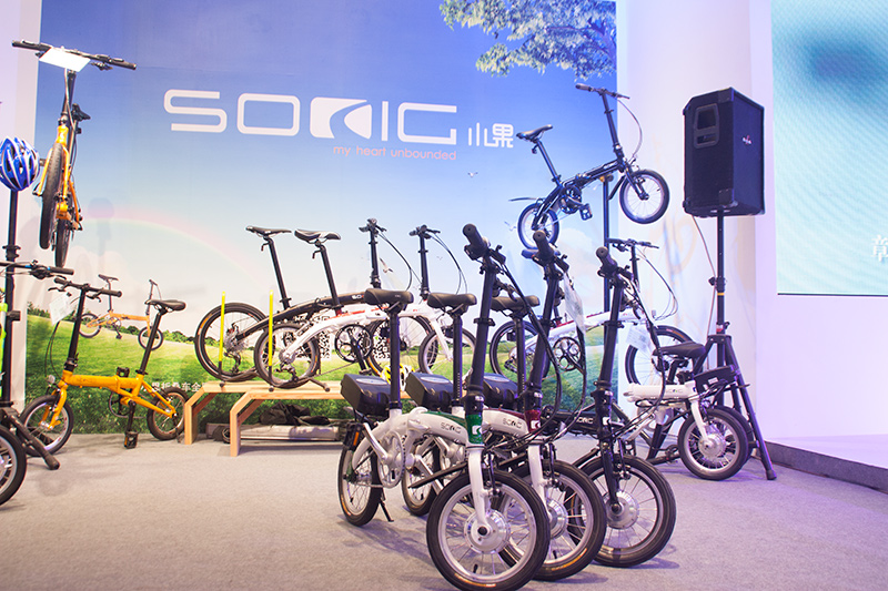 SOOIG（小果）亮相西博会杭州市旅委主任李虹高度赞扬